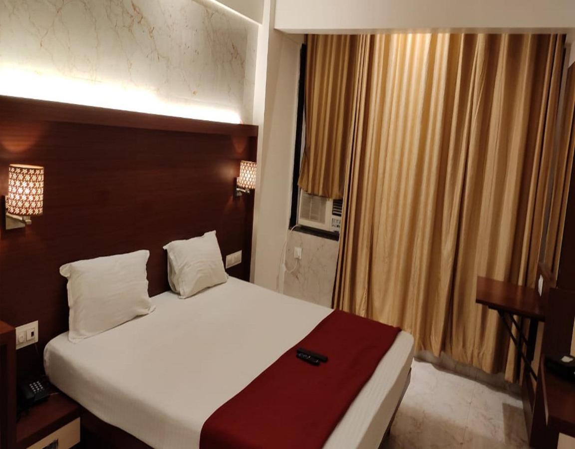 Fabhotel Spring Inn - Nr Borivali Station Malad Екстериор снимка