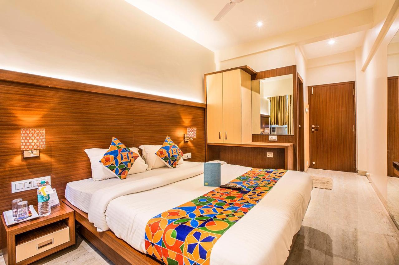 Fabhotel Spring Inn - Nr Borivali Station Malad Екстериор снимка