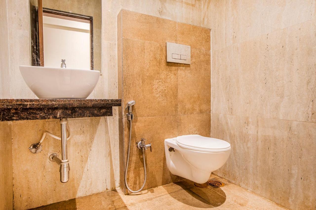 Fabhotel Spring Inn - Nr Borivali Station Malad Екстериор снимка